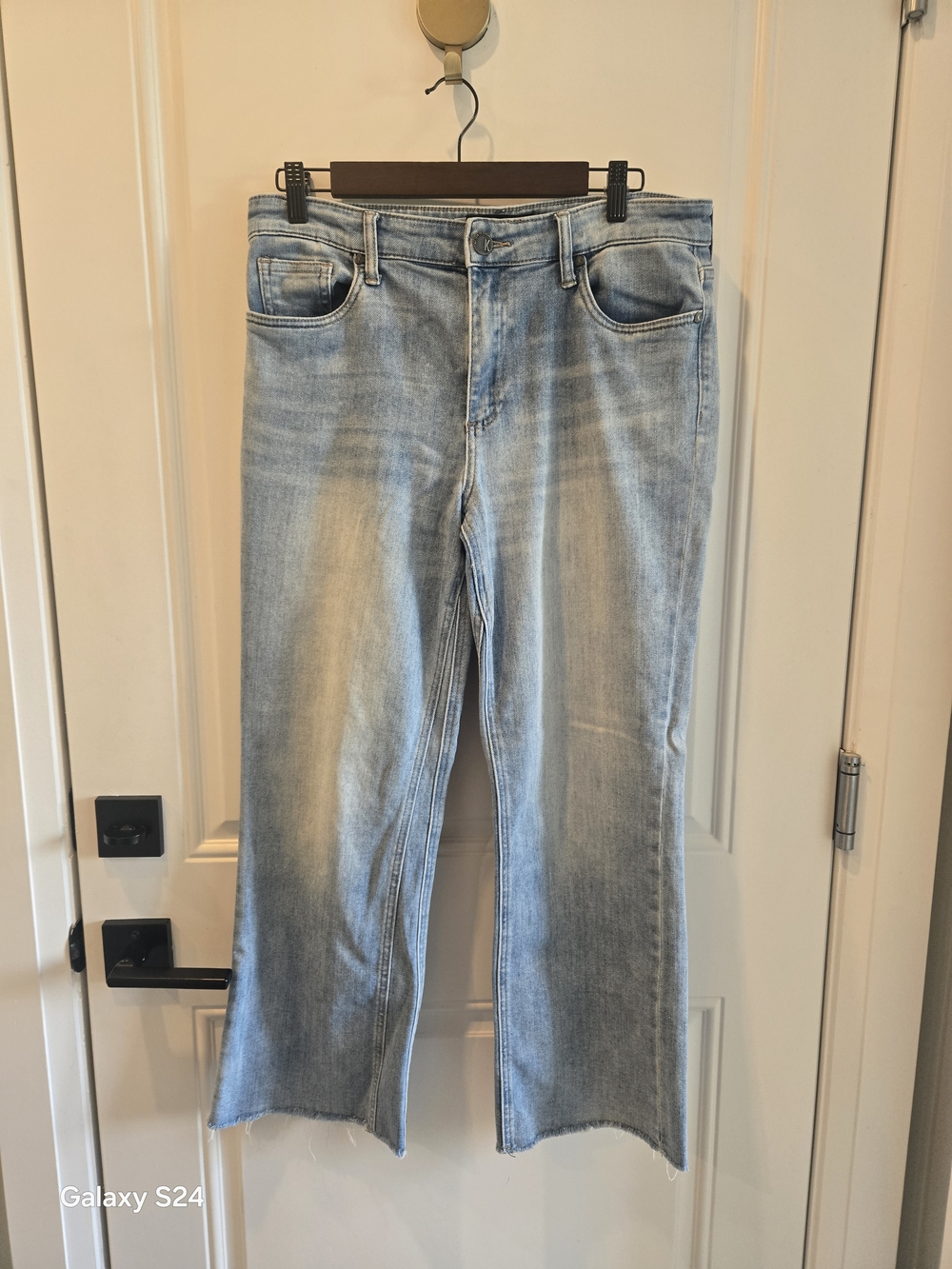 Kut from the Kloth Light Wash Wide Leg Raw Hem Jeans
